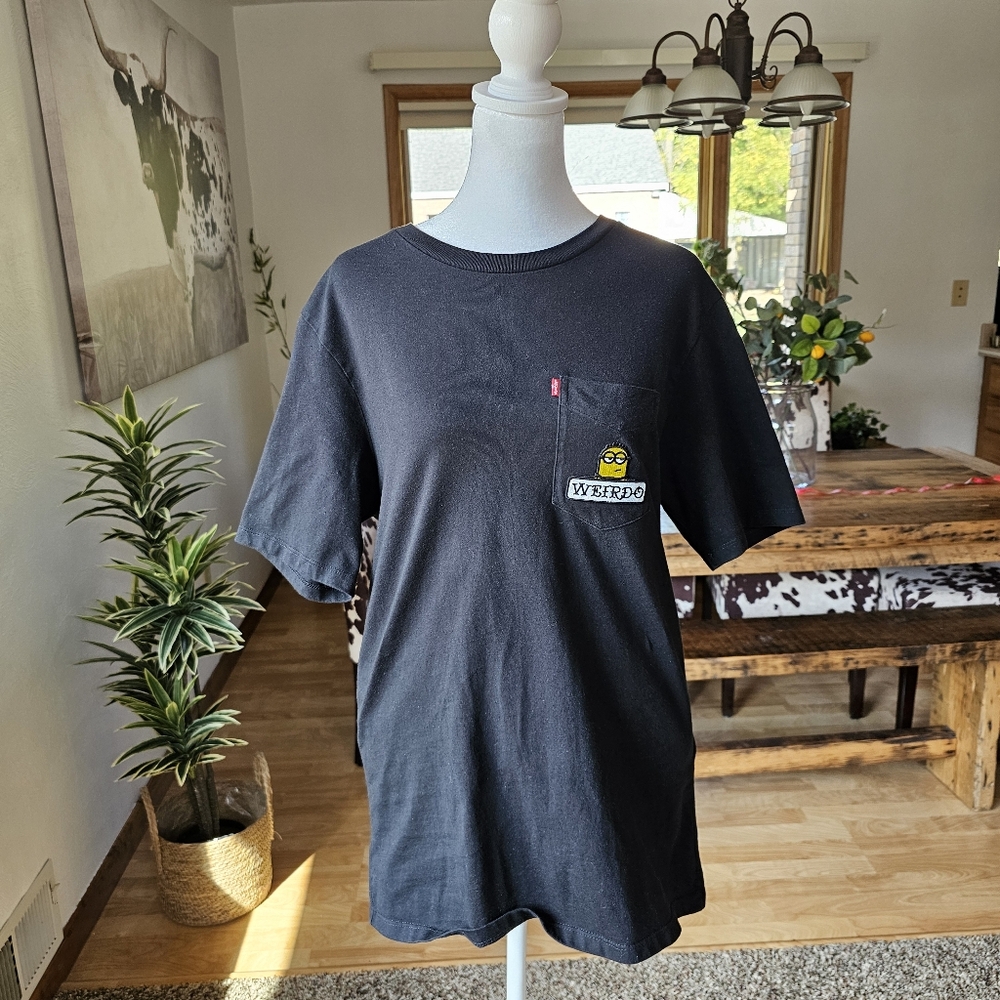 Levi's Black Cotton Pocket T Shirt Minion Weirdo Size S